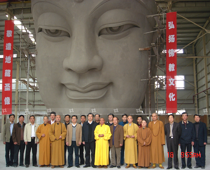 clay model of the large bronze buddha sculptures 