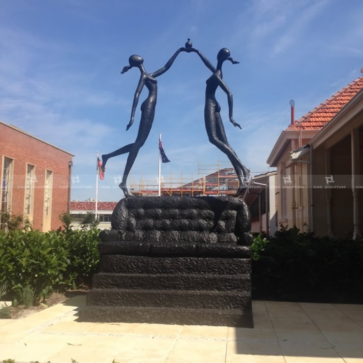 casting bronze sculpture installing in a girls school in Australia 