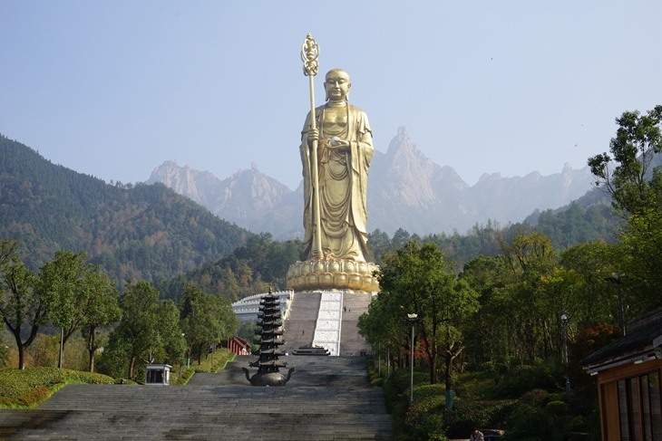 large bronze buddha sculptures