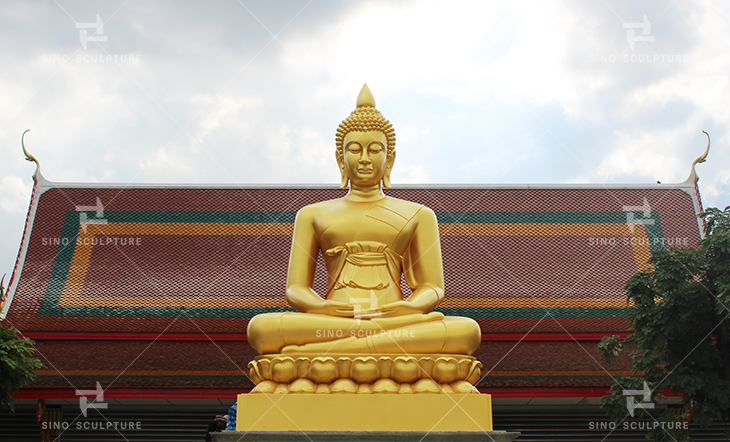 The middle-scale bronze Buddha statue completion and installation