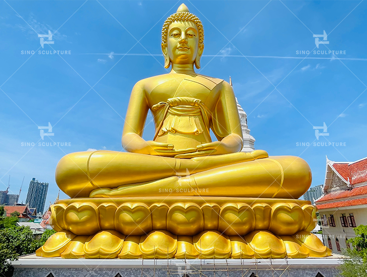 Full-scale large bronze Buddha statue installation completed in Wat Paknam, Bnagkok, Thailand