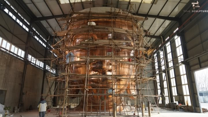 forging bronze panels for the head part of the bronze Buddha statue