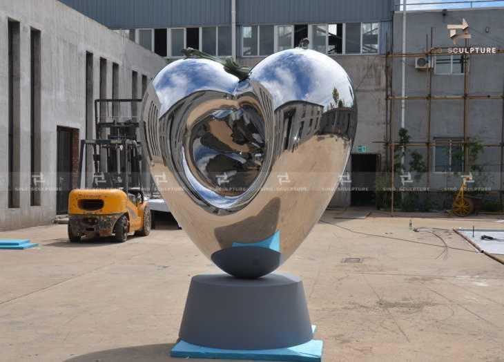 Custom Mirror stainless steel heart sculpture factory