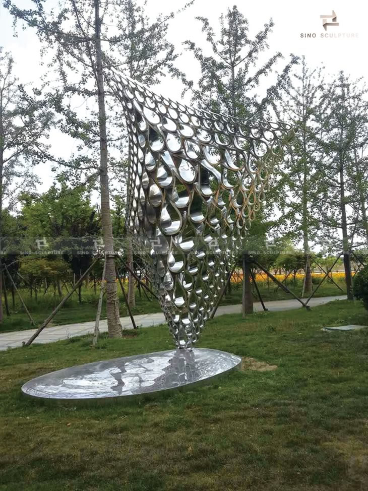 Mirror stainless steel drop sculpture manufacturer
