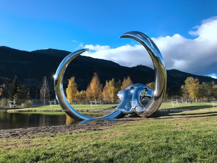  stainless steel mammoth skull, Norway