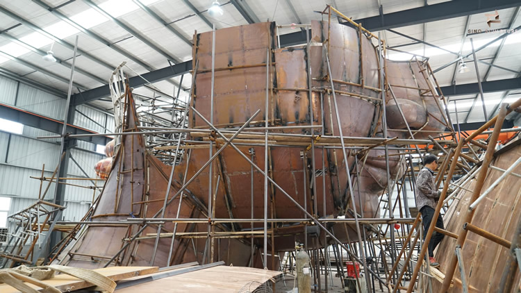 bronze statue fabrication stage 