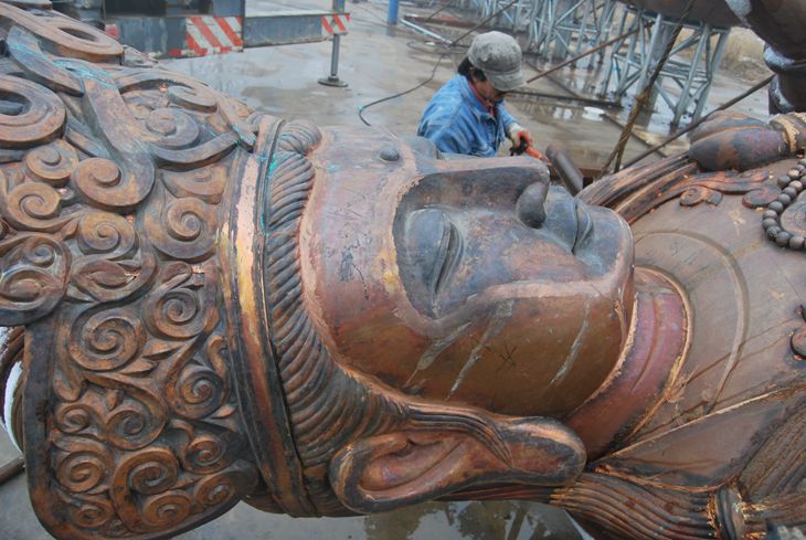 hand forging method of the buddha sculpture fabrication 