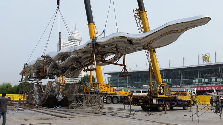 installation of the large steel sculptures