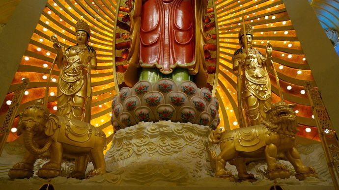 Gold leaf Amitabha sculpture, Manjushri Bodhisattva, Samantabhadra Bodhisattva