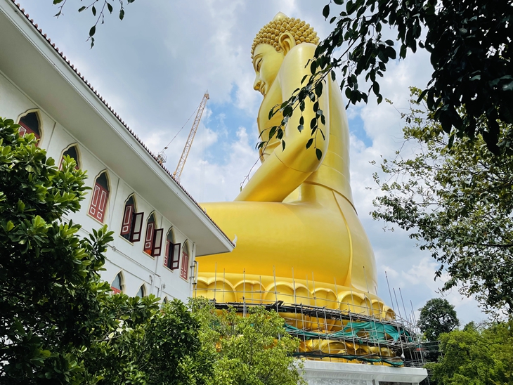 nearing completion of Thai Bronze Buddha Statue