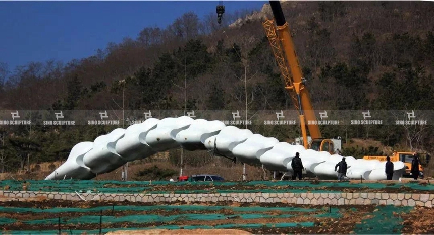 Site installation of the Earth Backbone in Qingdao, Expo Yard. 