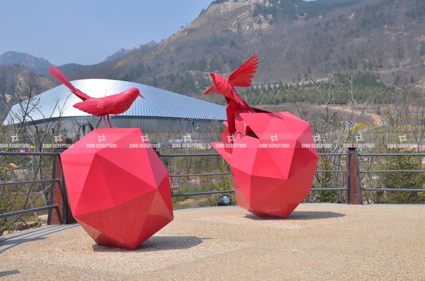 custom color painted stainless steel bird sculpture, Expo Qingdao, 2014.