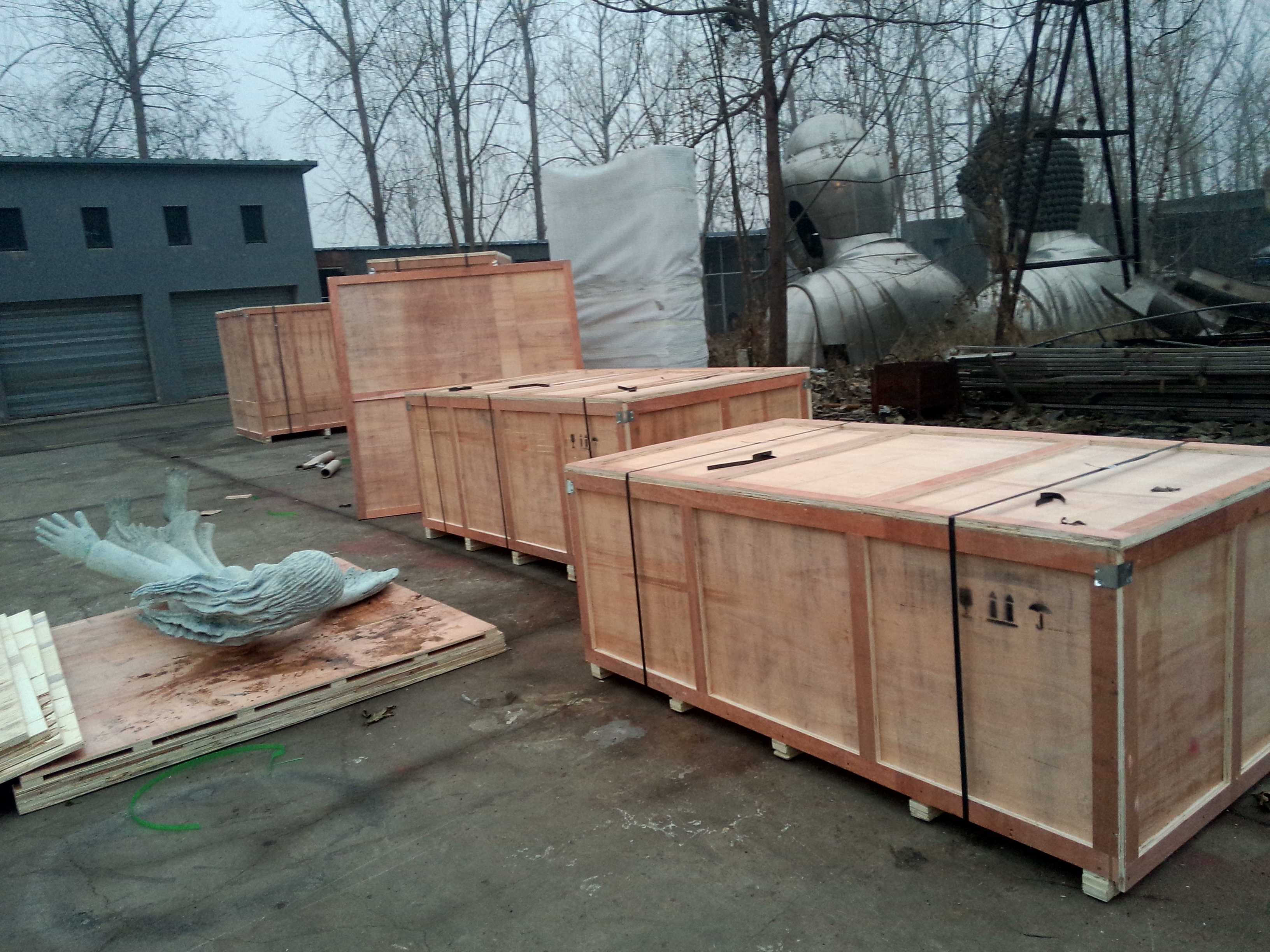 standard export package of casting bronze statue