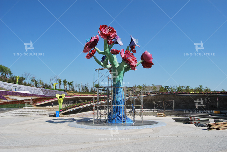 forged stainless steel tree sculpture in Qingdao