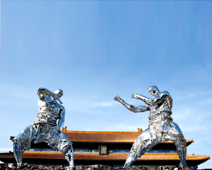 Sculptor Ren Zhe and his steel sculpture in exhibition in the Imperial Ancestral Temple