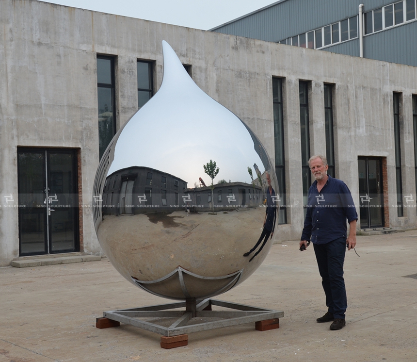 mirror stainless steel waterdrop sculpture contemporary artist