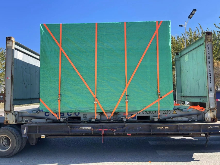 large scale stainless steel container loading and shipping to oversea 