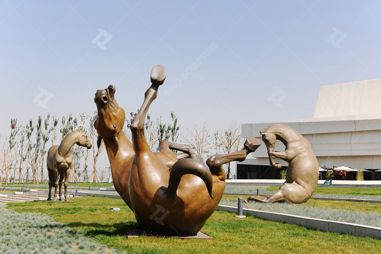 Bronze cast horse sculpture