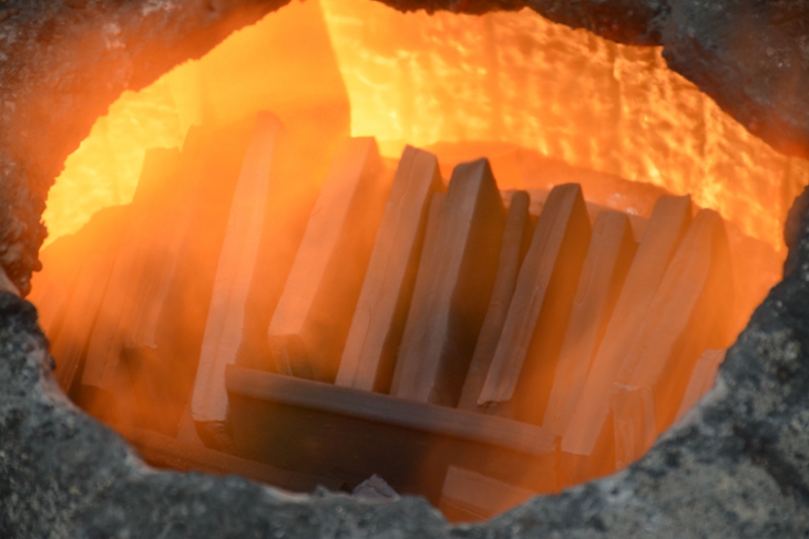 Bronze melt process for sculpture casting