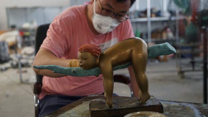 Patina on bronze casting sculptures