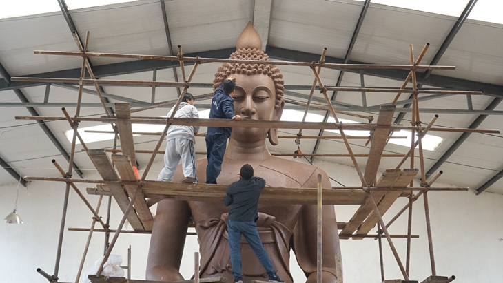 1:10 Scale Clay Model of Buddha Statue Design