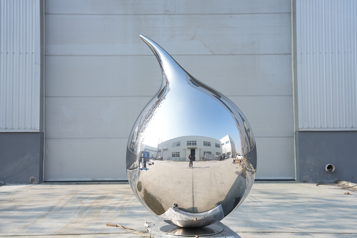 Mirror Polishing Steel Tear Sculpture