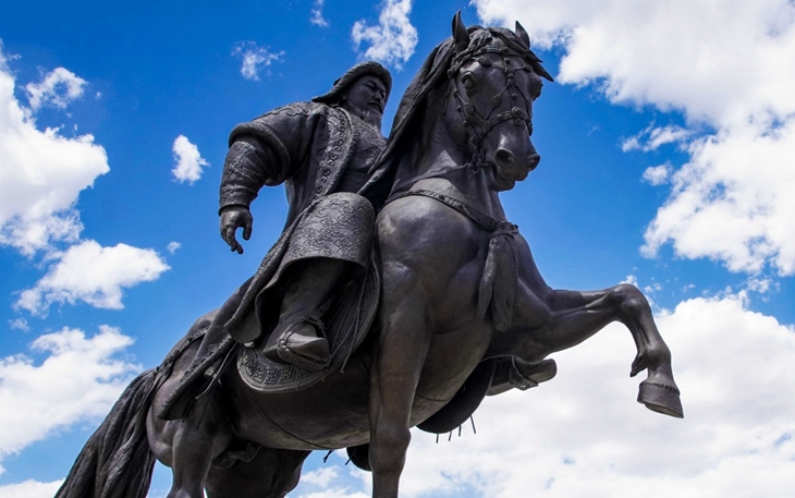 Large bronze cast sculpture of Genghis Khan