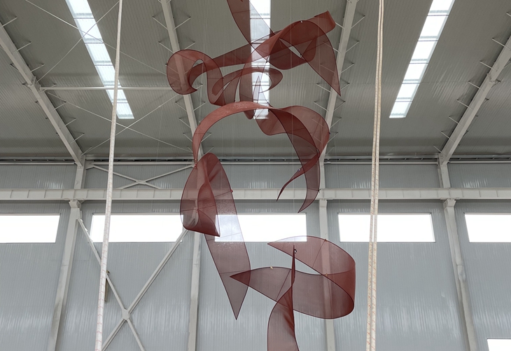 Facon Sculpture made by stainless steel wire mesh at Sino Sculpture Foundry
