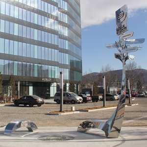 Signpost sculptures,Mirror Finish Urban Outdoor Sculpture in Mongolia