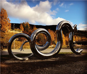Mirror Stainless steel Snake sculpture in Norway