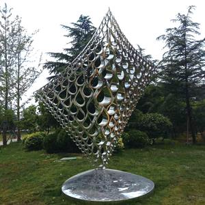 Water drop shaped Mirror Polished Stainless steel sculptures