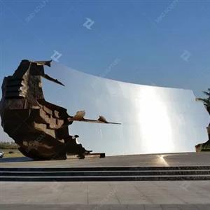 Custom Outdoor Large Chrome Sculpture , H7.5m Metal Rock Sculpture
