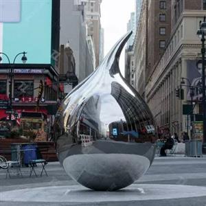 Mirror-polished Stainless Steel Tear Sculpture Installation in New York
