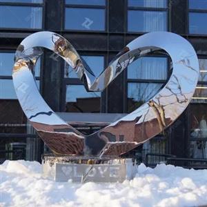 Mirror Polished Metal Heart Sculpture , Stainless Steel Outdoor Sculpture