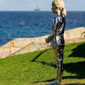 Mirror Polished 316L Stainless Steel Statue Hand Forging Cast Metal Statue