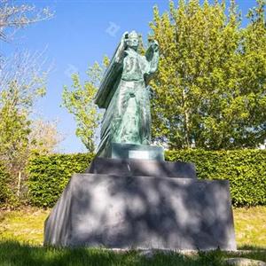 Custom Bronze Monument Smooth Texture Outdoor Antique Bronze Figures